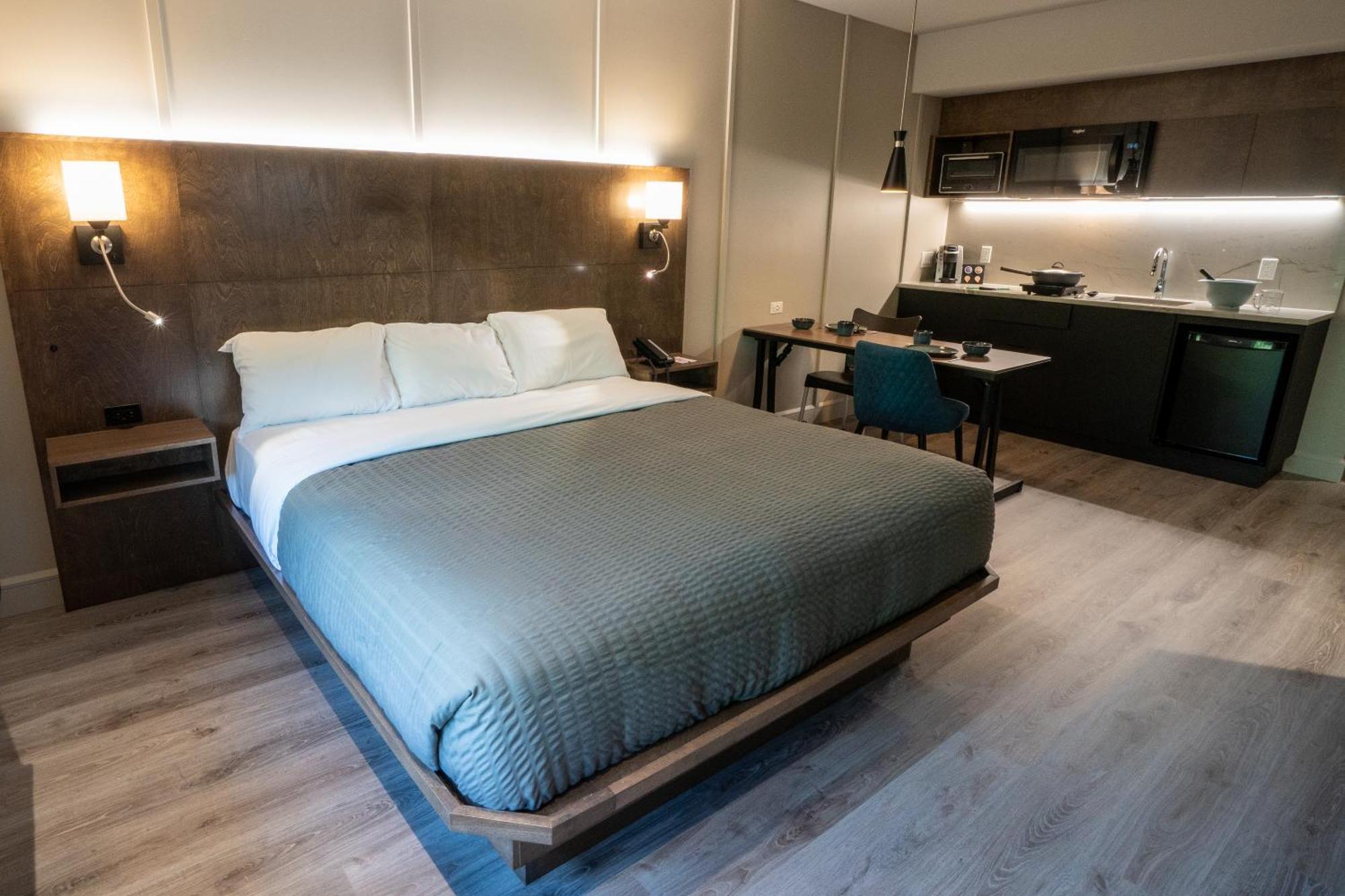 Hotel & Suites Normandin Леві Екстер'єр фото